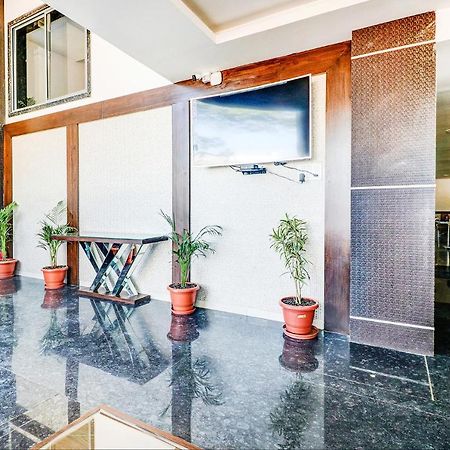 Fabhotel Pishori Inn Индаур Экстерьер фото