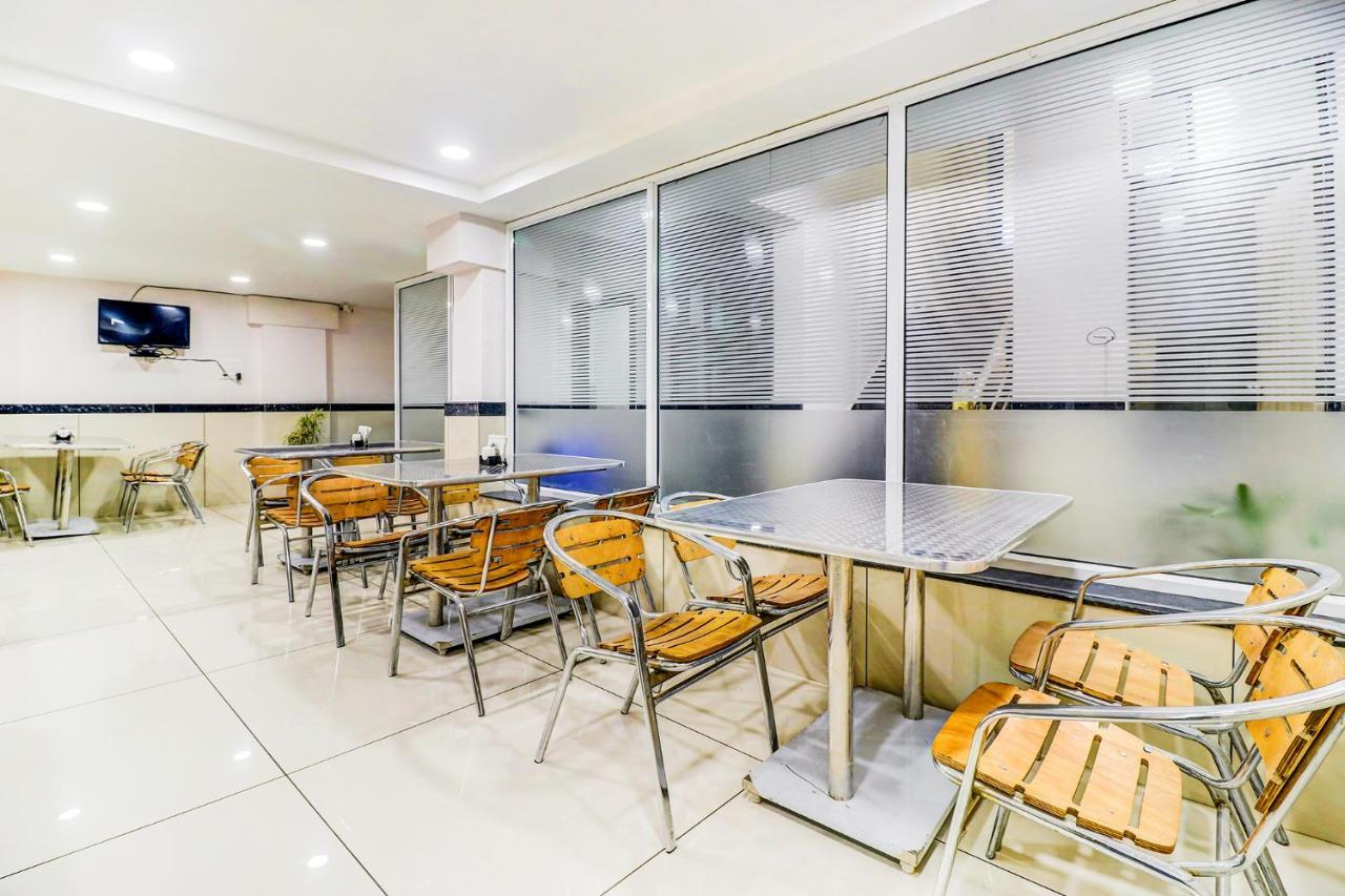 Fabhotel Pishori Inn Индаур Экстерьер фото