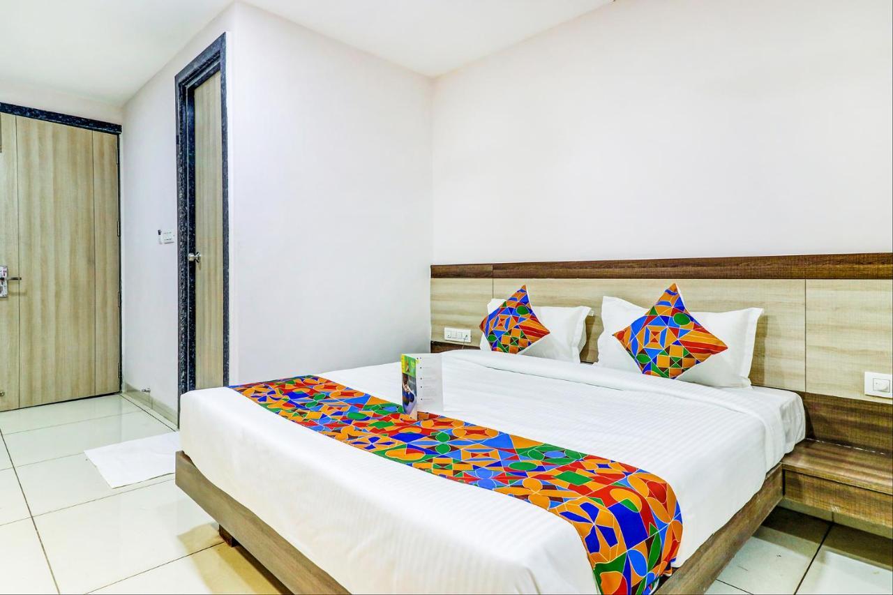 Fabhotel Pishori Inn Индаур Экстерьер фото