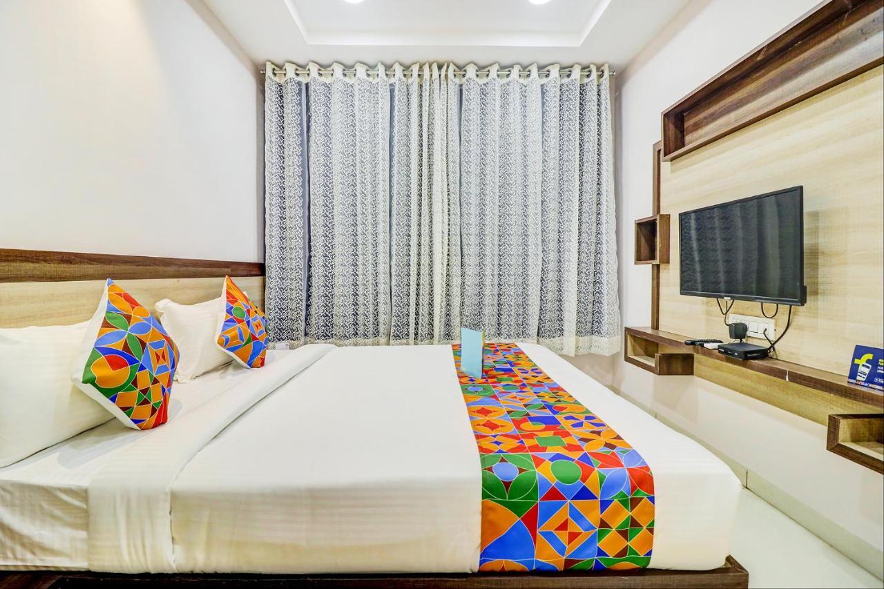 Fabhotel Pishori Inn Индаур Экстерьер фото