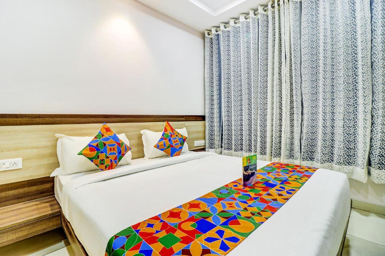 Fabhotel Pishori Inn Индаур Экстерьер фото